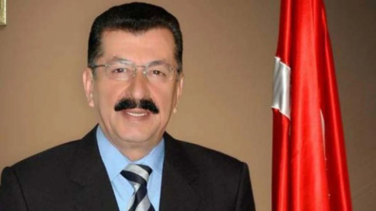 Eski Esnaf ve Sanatkarlar Odası Başkanı Hulisi Akşit Evinde Ölü Bulundu