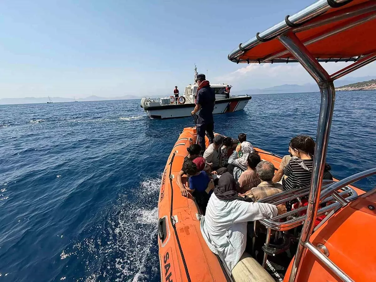 Fethiye'de 37 Düzensiz Göçmen Kurtarıldı