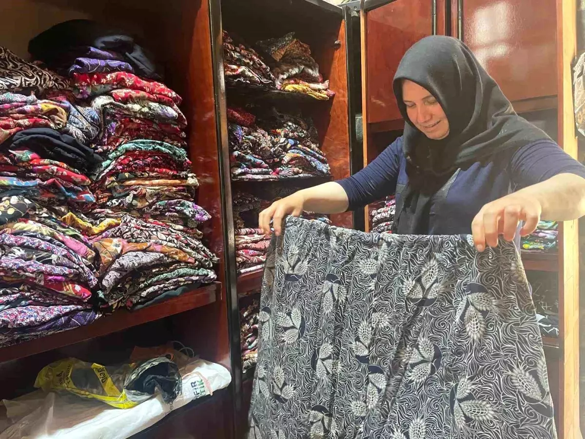 Cumalıkızık'ta Yerel Girişim: Nagehan Sezer'in Şalvarları Turistlerin Gözdesi