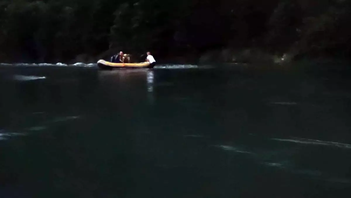 Giresun'da Balık Avlayan Gençler Baraj Suları Nedeniyle Mahsur Kaldı