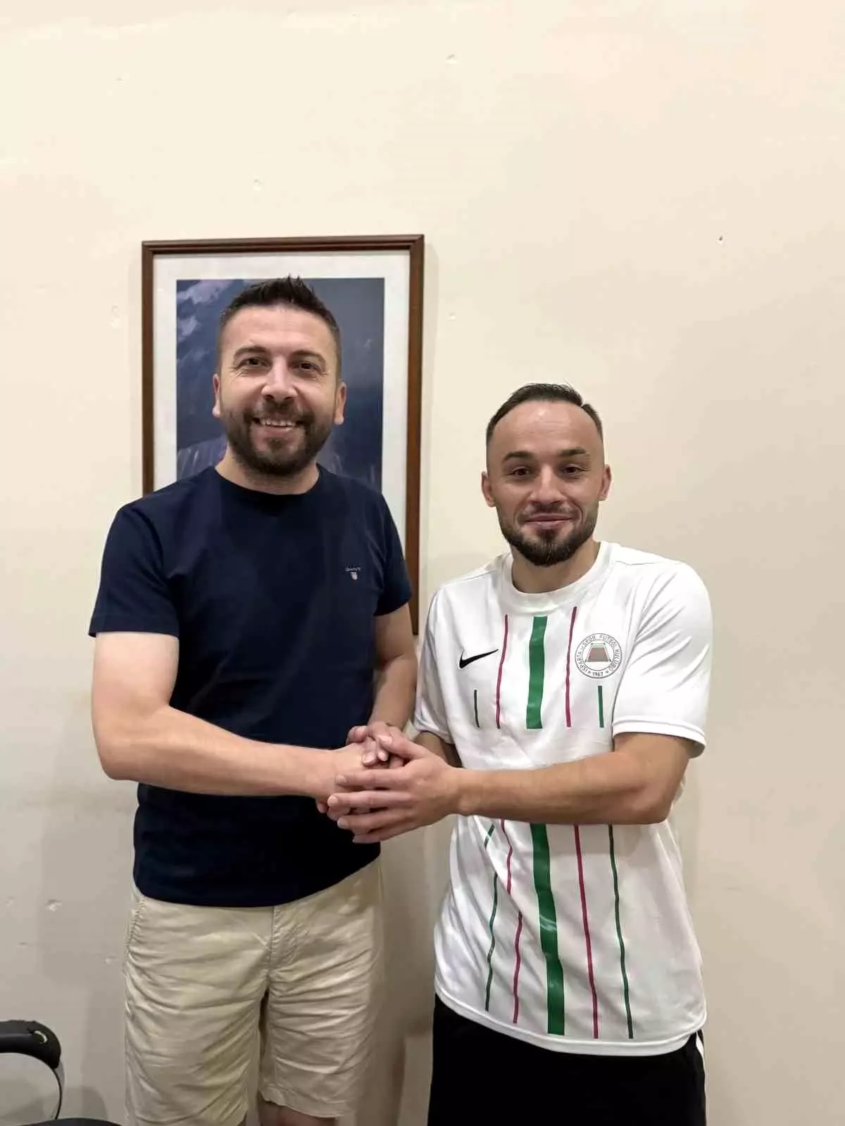 Isparta 32 Spor, Ziya Alkurt'u Kadrosuna Kattı