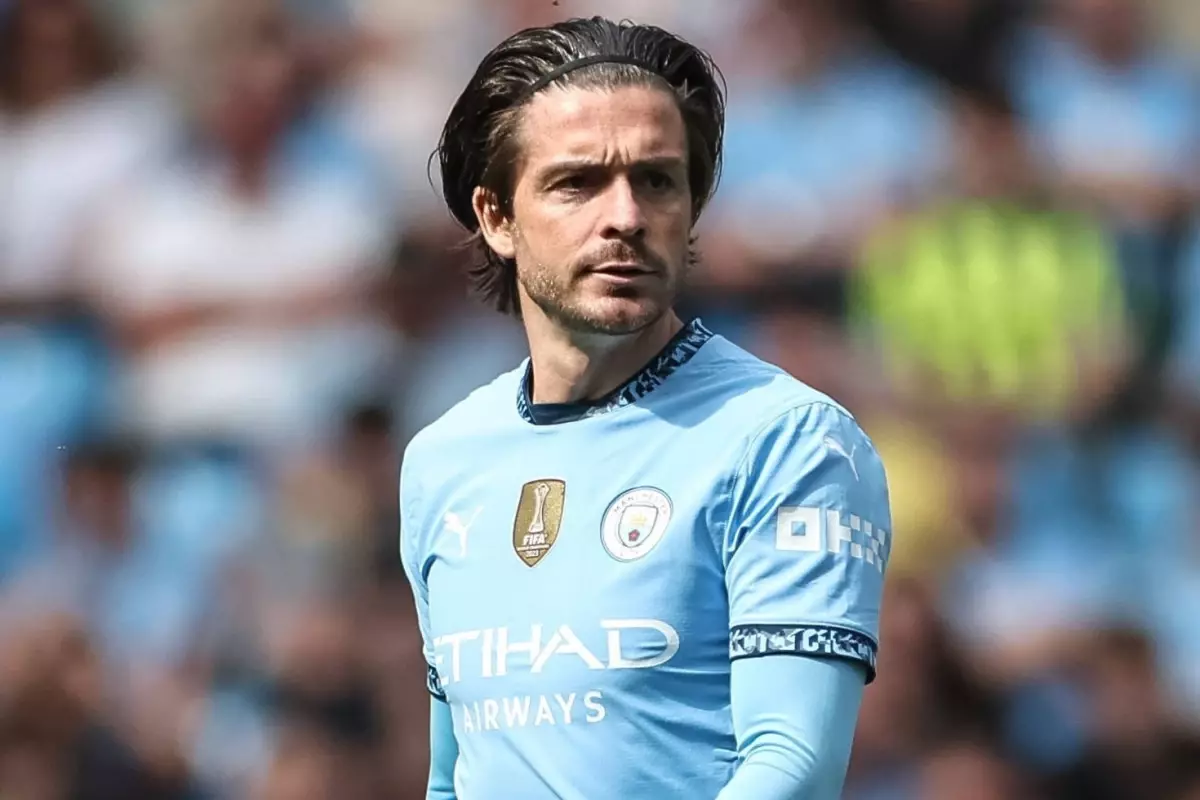 Jack Grealish yeni takımına imzayı atıyor