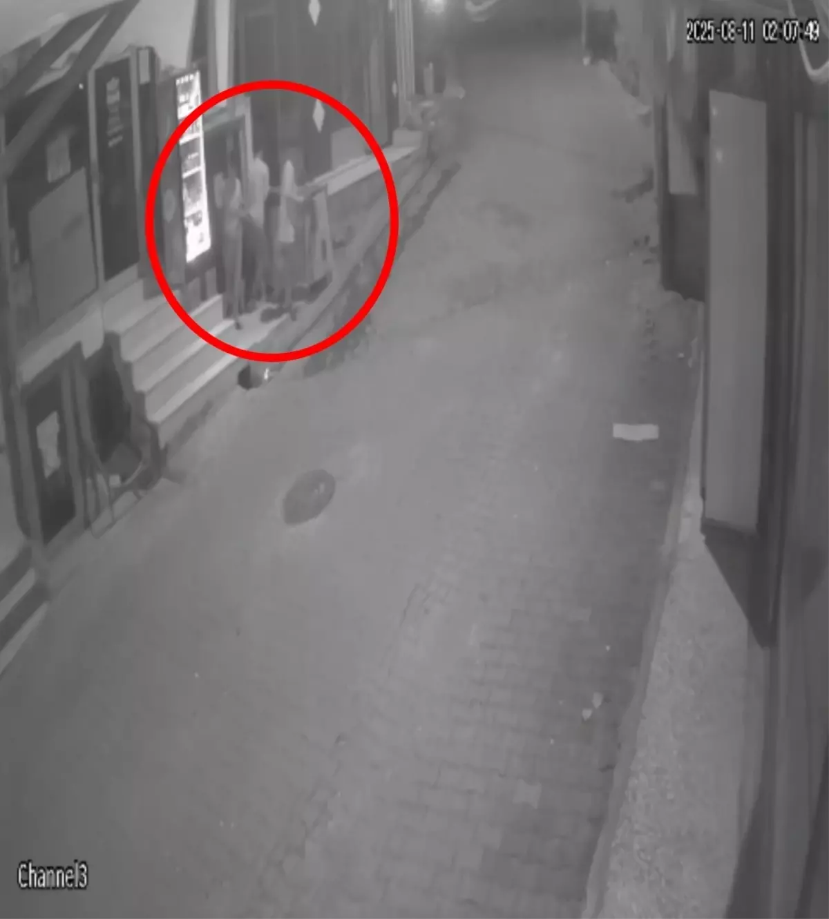 Batman'da Dondurma Hırsızlığı: Güvenlik Kamerasında Anbean Görüntülendi
