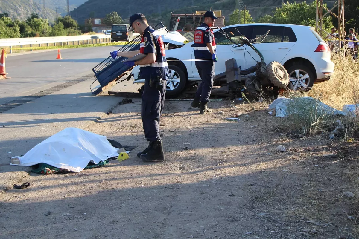 Otomobil ile patpat çarpıştı: Anne ile oğlu hayatını kaybetti