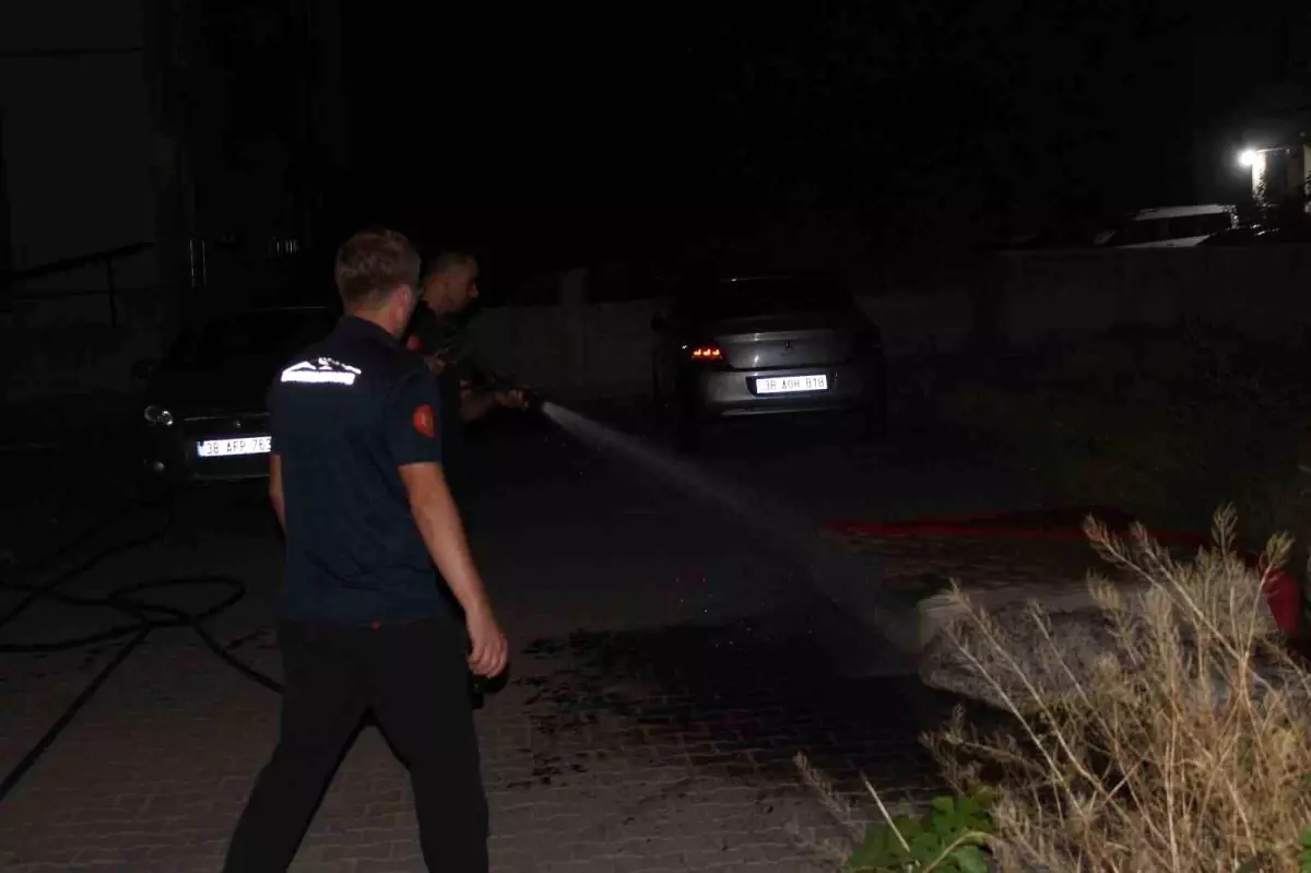 Kayseri'de Yangın Faciası Önlandı: Sigara Yatakta Yandı