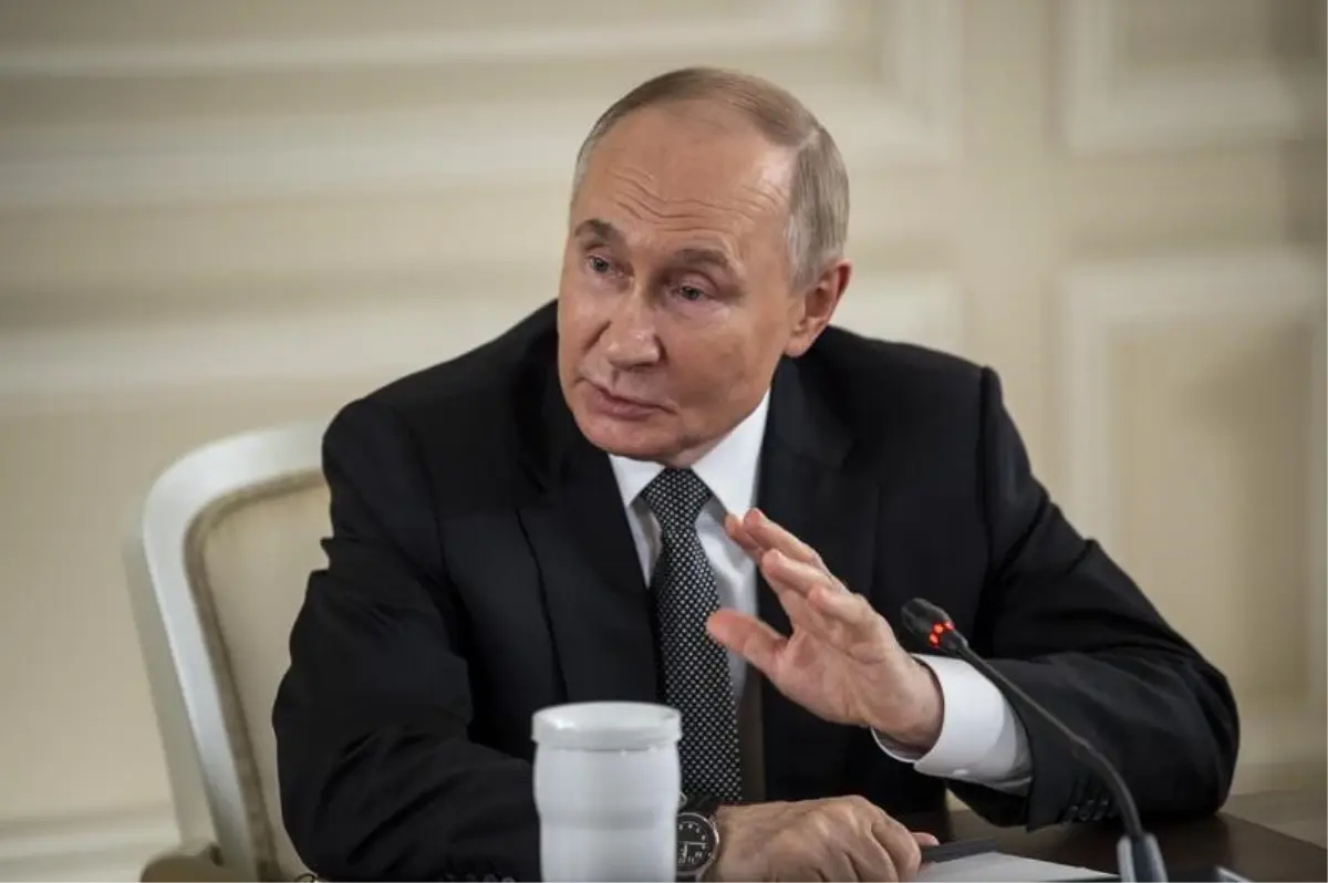Putin ve Paşinyan Telefonda Görüştü
