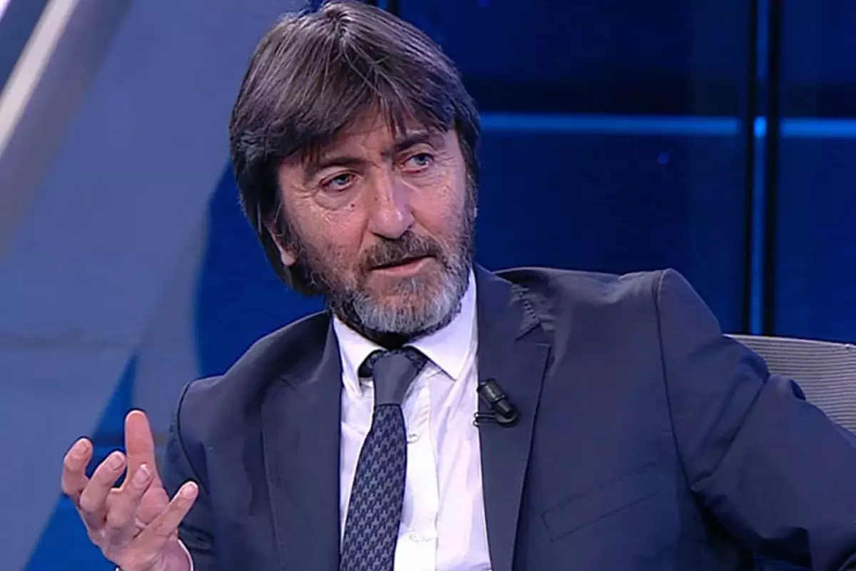 Rıdvan Dilmen'in eski takımı logosunu değiştiremedi