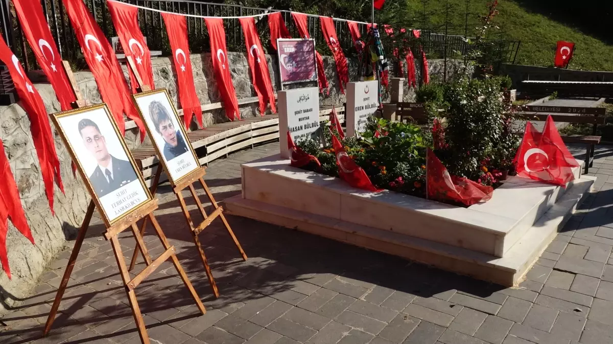 Şehit Eren Bülbül, 8. ölüm yıl dönümünde dualarla anıldı