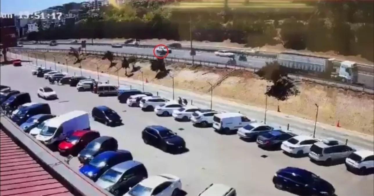 Deniz Servan Narin'in Motosiklet Kazası Güvenlik Kamerasında