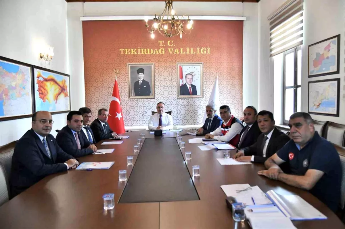 Tekirdağ'da Sosyal Konut Hamlesi İçin Toplantı Düzenlendi