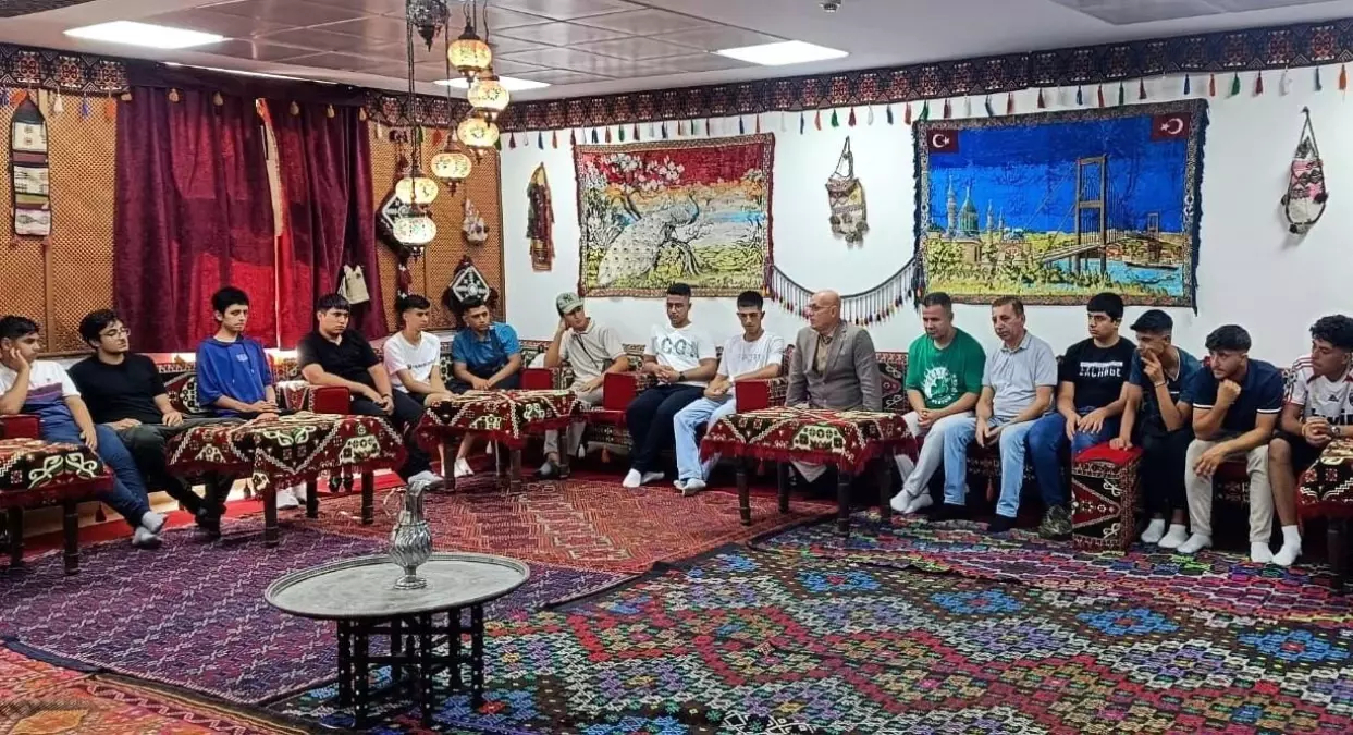 Adıyamanlı Gençler Yaz Gençlik Kamplarına Uğurlandı