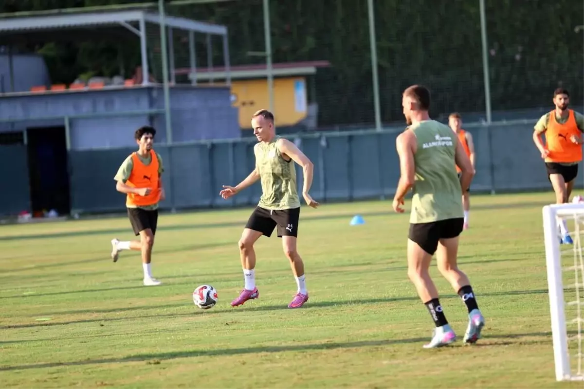 Corendon Alanyaspor, Çaykur Rizespor Maçı Hazırlıklarına Başladı
