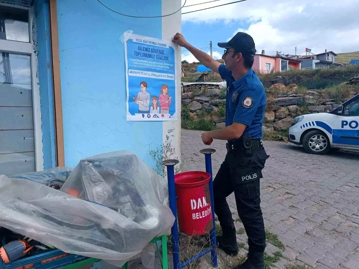 Ardahan polisinden dolandırıcılık ve kadına yönelik şiddetle mücadele bilgilendirmesi
