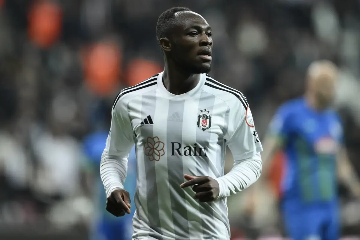 Beşiktaş'tan ayrılan Muleka, yeni takımıyla sözleşmesini 1 ayda feshetti