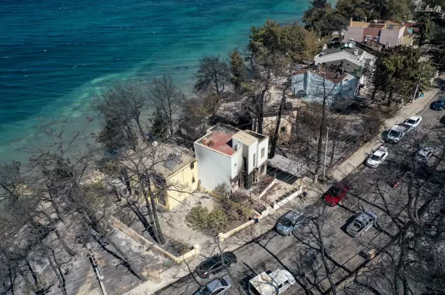 canakkale merkez de dun baslayan orman yangini 18938866 7580 m