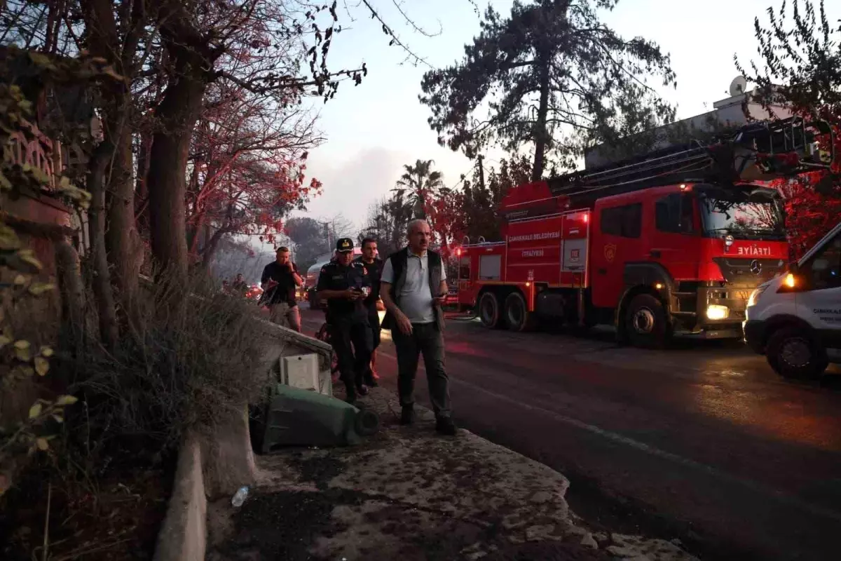 Çanakkale'deki Yangın Söndürme Çalışmaları Devam Ediyor