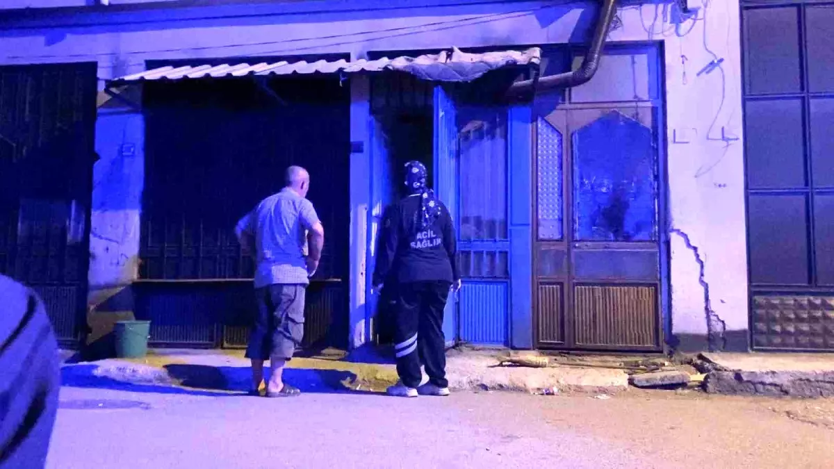 İnegöl'de Çay Ocağında Adamın Ölü Bulunması