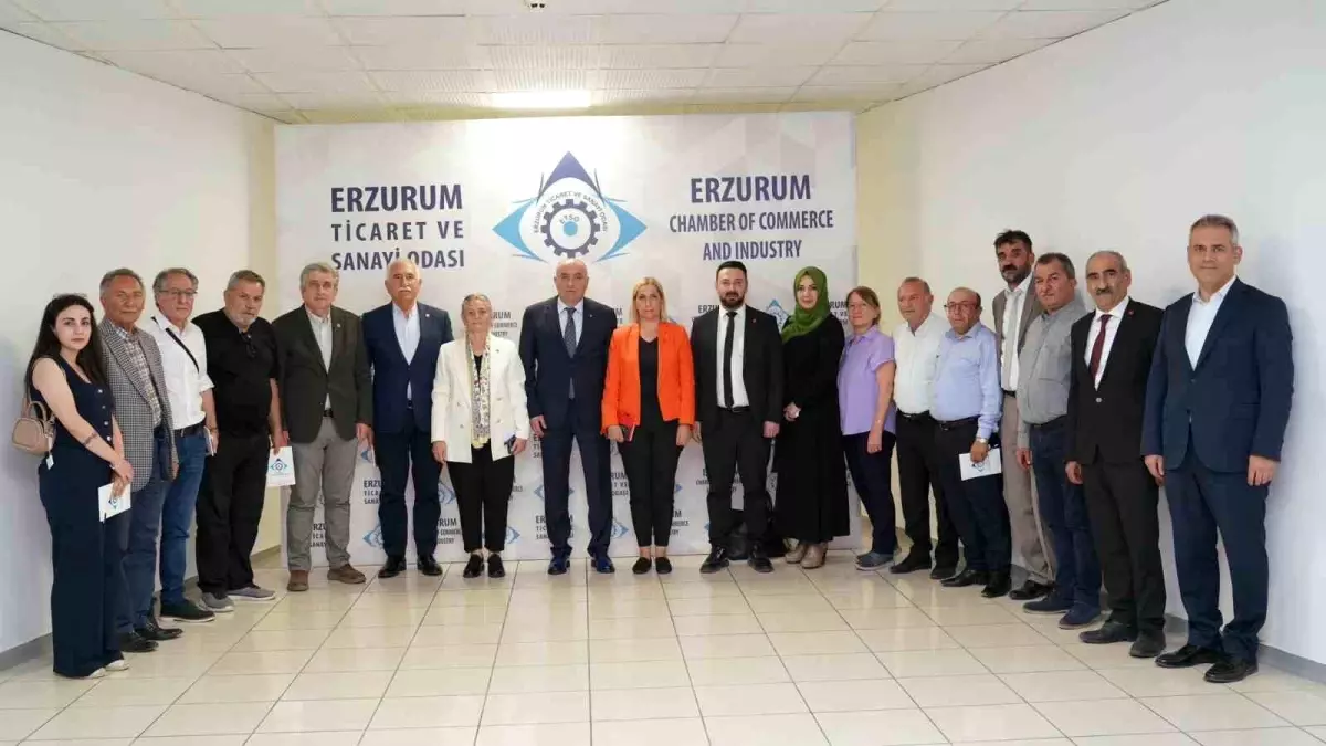CHP Heyeti Erzurum'da TOBB Başkanı Saim Özakalın'ı Ziyaret Etti