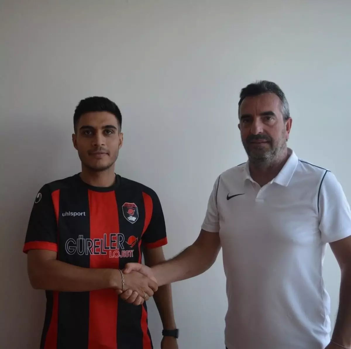 Denizli İdman Yurdu, İki Yeni Futbolcu ile Anlaştı