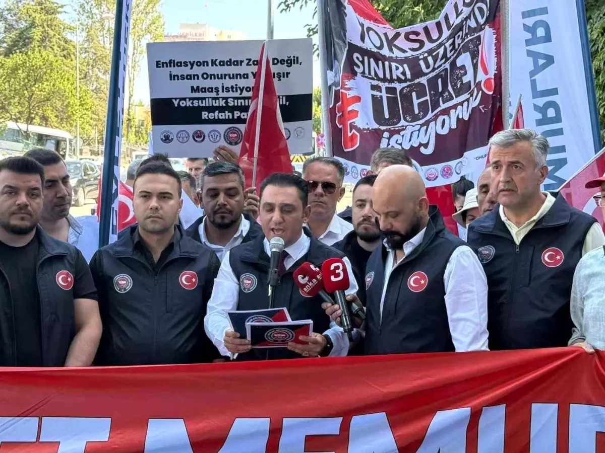 Devlet Memurları Konfederasyonu, Toplu Sözleşme Teklifini Protesto Etti