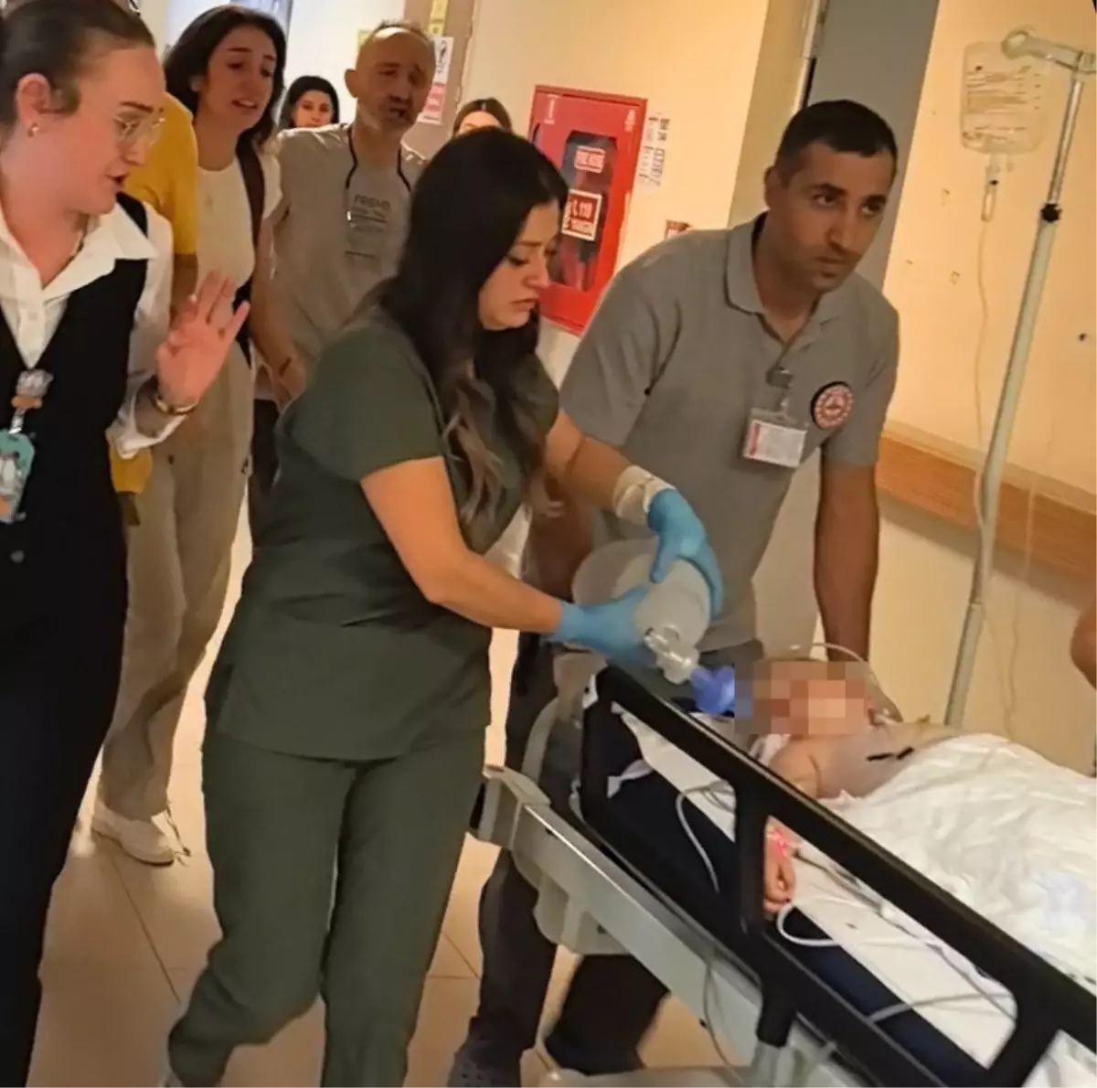 Bursa'da Epilepsi Nöbeti Geçiren Çocuk Havuzda Boğulma Tehlikesi Geçirdi