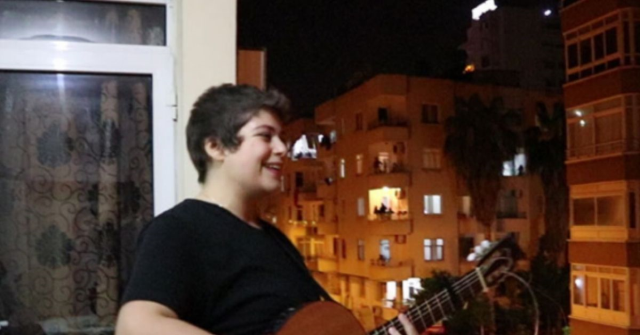 Ferah Zeydan kimdir? Ferah Zeydan kaç yaşında, nereli? Ferah Zeydan kimdir? Ferah Zeydan kaç yaşında, nereli?