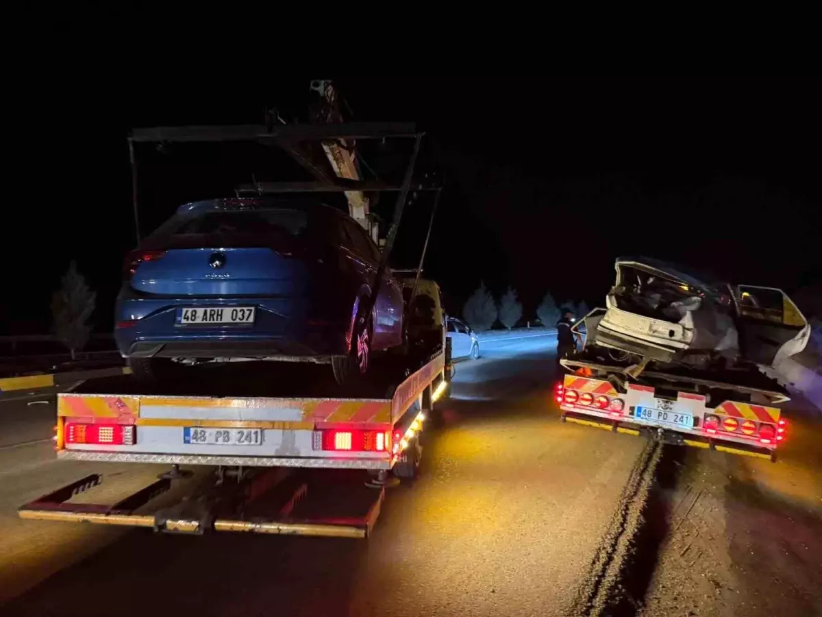 Fethiye'de Trafik Kazası: 3 Yaralı