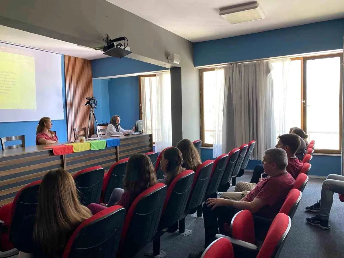 Söke Hastanesi'nde Yeni Temizlik Personeline Oryantasyon Eğitimi