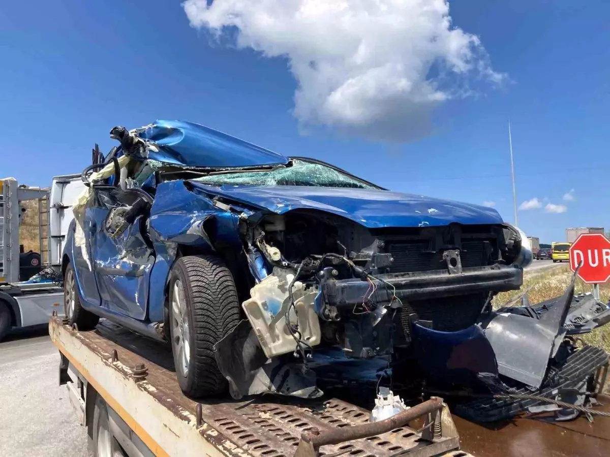 Samsun'da otomobilin tıra çarpması sonucu 1 yaralı