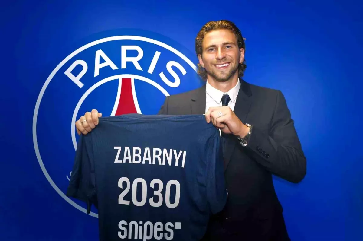 PSG, Ukraynalı Savunmacı Ilya Zabarnyi'yi Transfer Etti