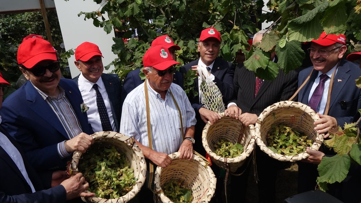 Dünya Fındık Haftası Trabzon'da Geleneksel Olarak Kutlandı