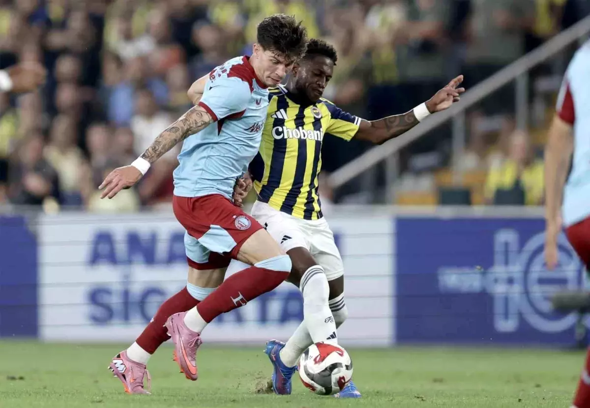 Fenerbahçe - Feyenoord Maçı Başladı