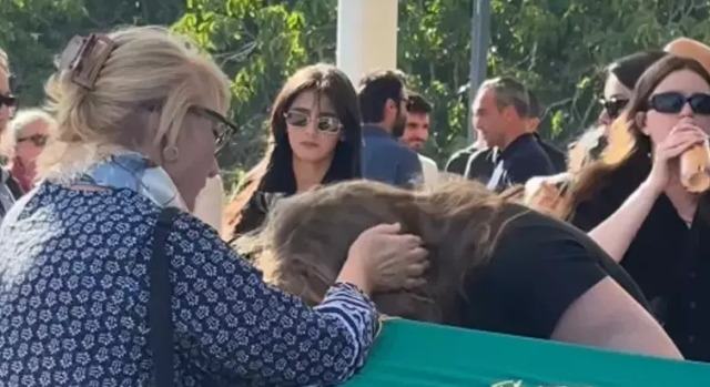 unlu oyuncu hayal koseoglu babasini son 18940629 8199 m