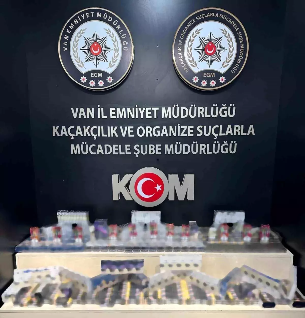 Van'da Kaçakçılık Operasyonu: Çok Sayıda Kaçak Malzeme Ele Geçirildi