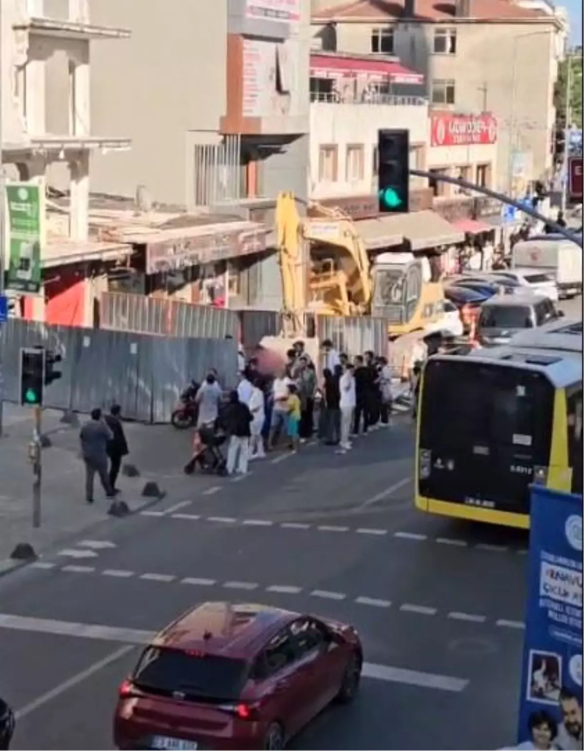 İstanbul'da Motokurye Kaza Yaptı