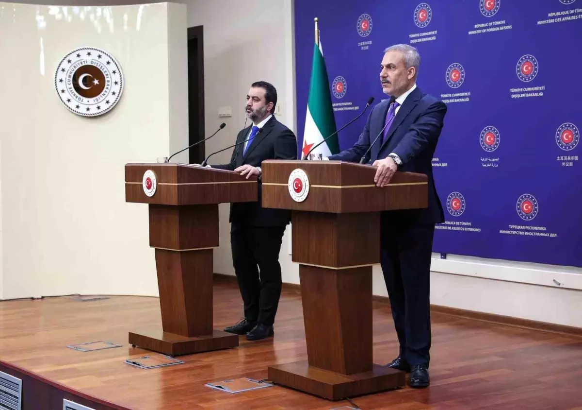 Dışişleri Bakanı Fidan: 'Bu süreçlere büyük bir iyi niyet yatırıyoruz diye sizin orada ortaya koyduğunuz küçük kurnazlıkları görmüyor değiliz'