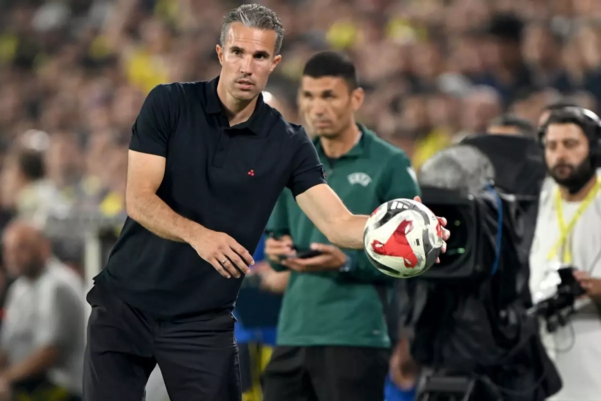 Fenerbahçe Feyenoord'a 5 attı, Hollandalılar çıldırdı: Baş belası, işi berbat etti