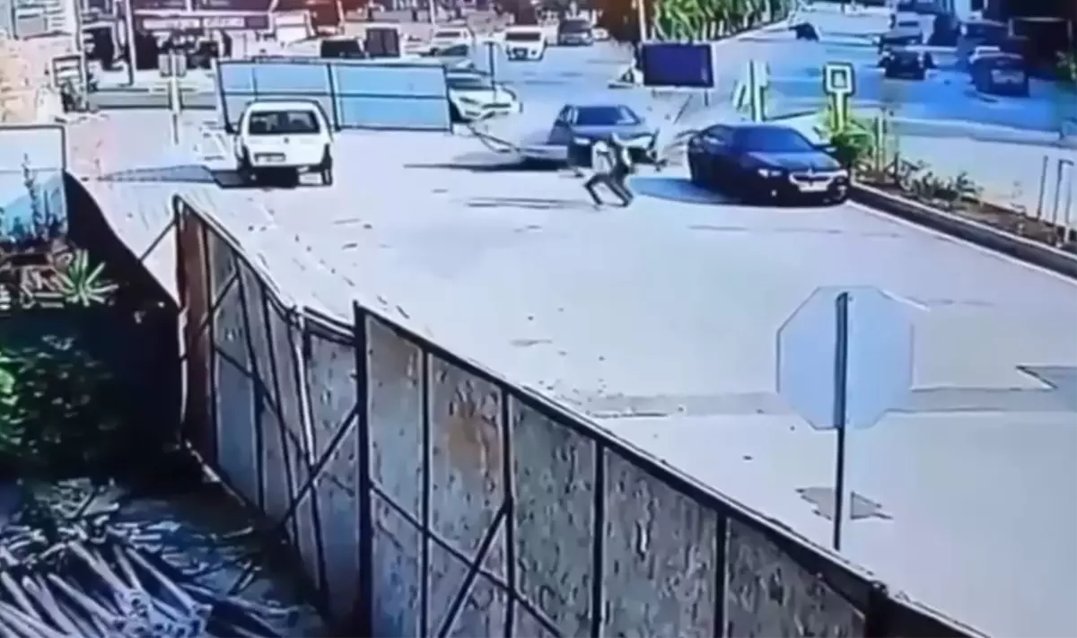 Adana'da İnşaat Denetimi Sırasında Mukavemetle Hayatını Kaybeden Müteahhitin Ölümüne Sebep Olan Kazanın Yeni Görüntüleri Ortaya Çıktı