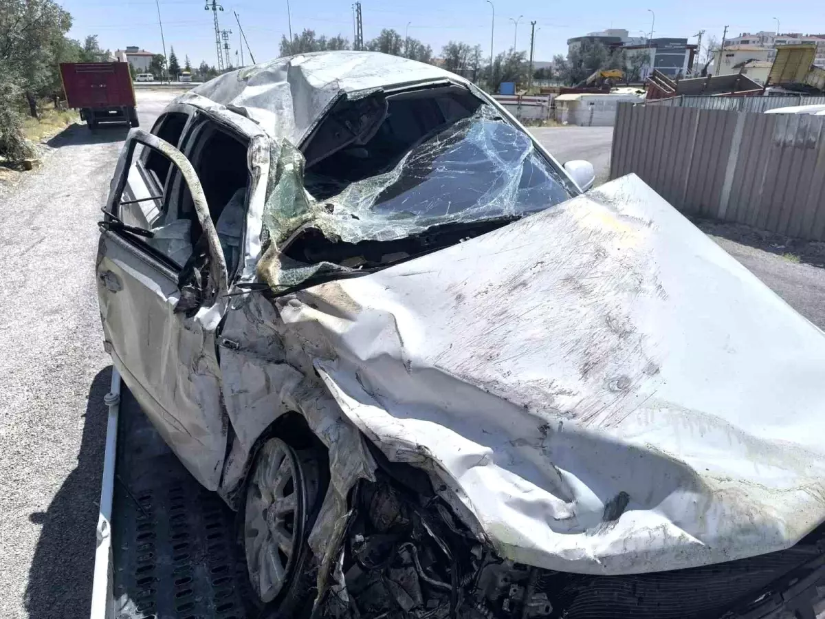 Karapınar'da Trafik Kazası: 2 Yaralı