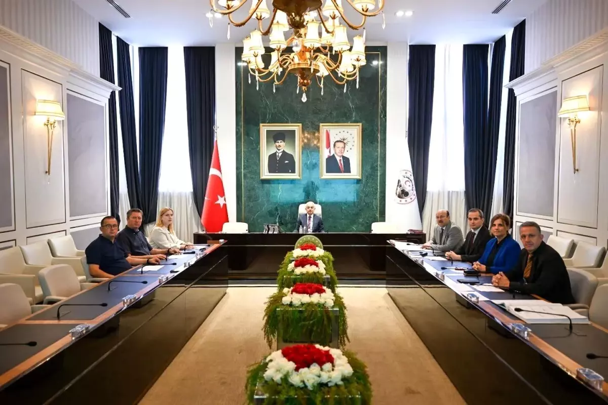 Kırklareli İl Encümeni Toplantısı Gerçekleşti