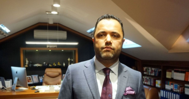 Rezan Epözdemir kimdir? Avukat Rezan Epözdemir kaç yaşında, nereli? Rezan Epözdemir kimdir? Avukat Rezan Epözdemir kaç yaşında, nereli?