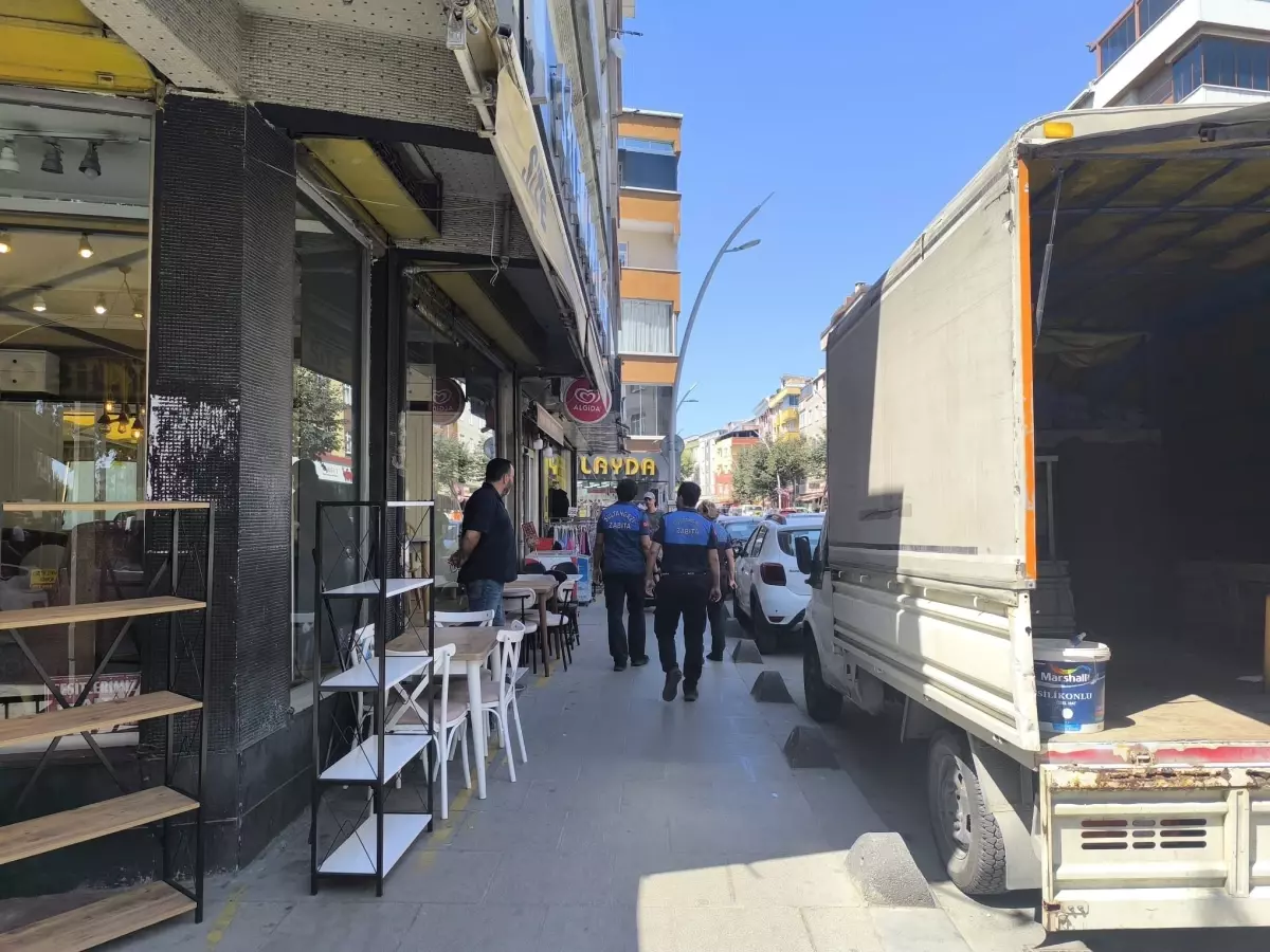 Sultangazi'de Kaldırım İşgallerine Karşı Denetim