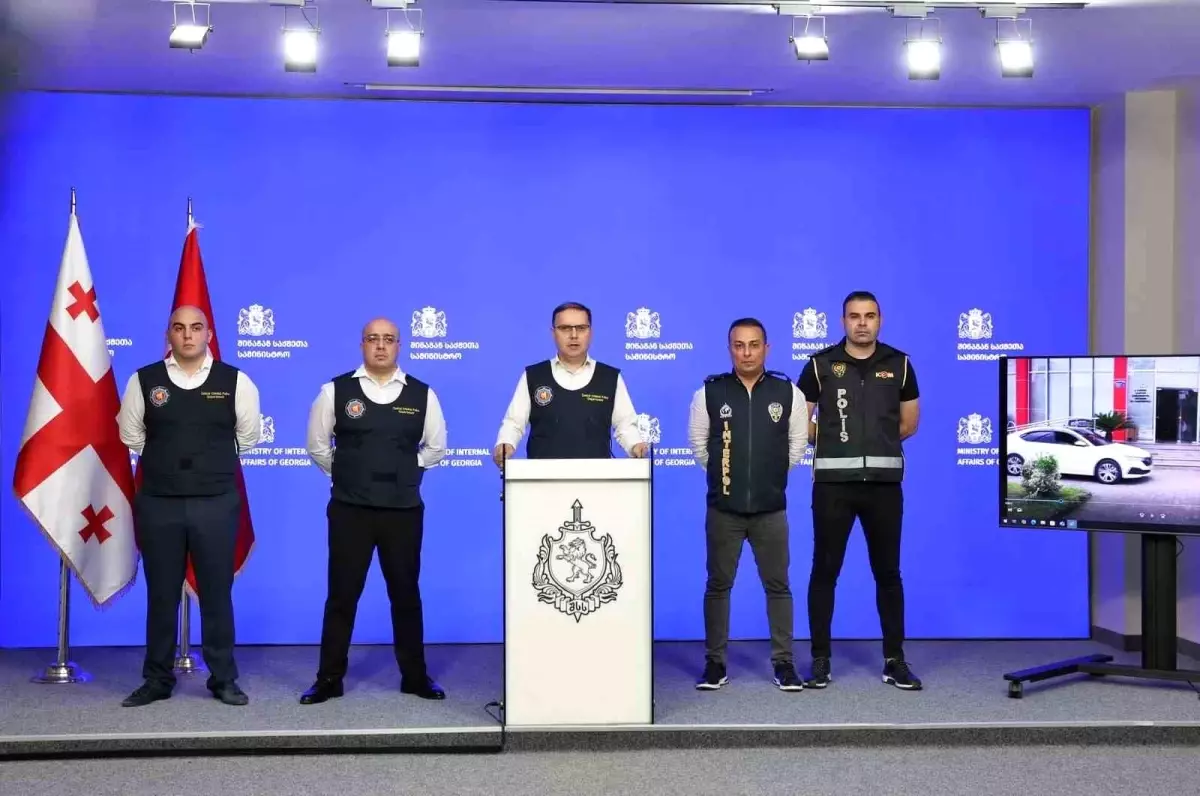 Gürcistan'da Türkiye'nin Aradığı 12 Kişi Yakalandı