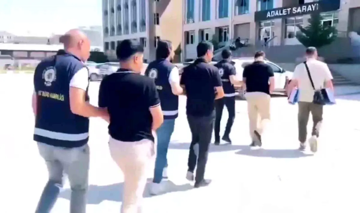 Van'da Genel Ahlaka Karşı Suçlarla Mücadele Operasyonu: 6 Gözaltı