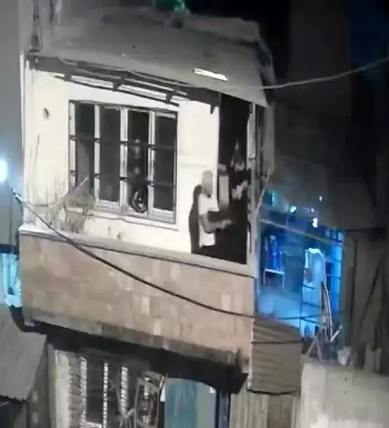 adana da balkondan balkona silahli catisma 4 18947387 o
