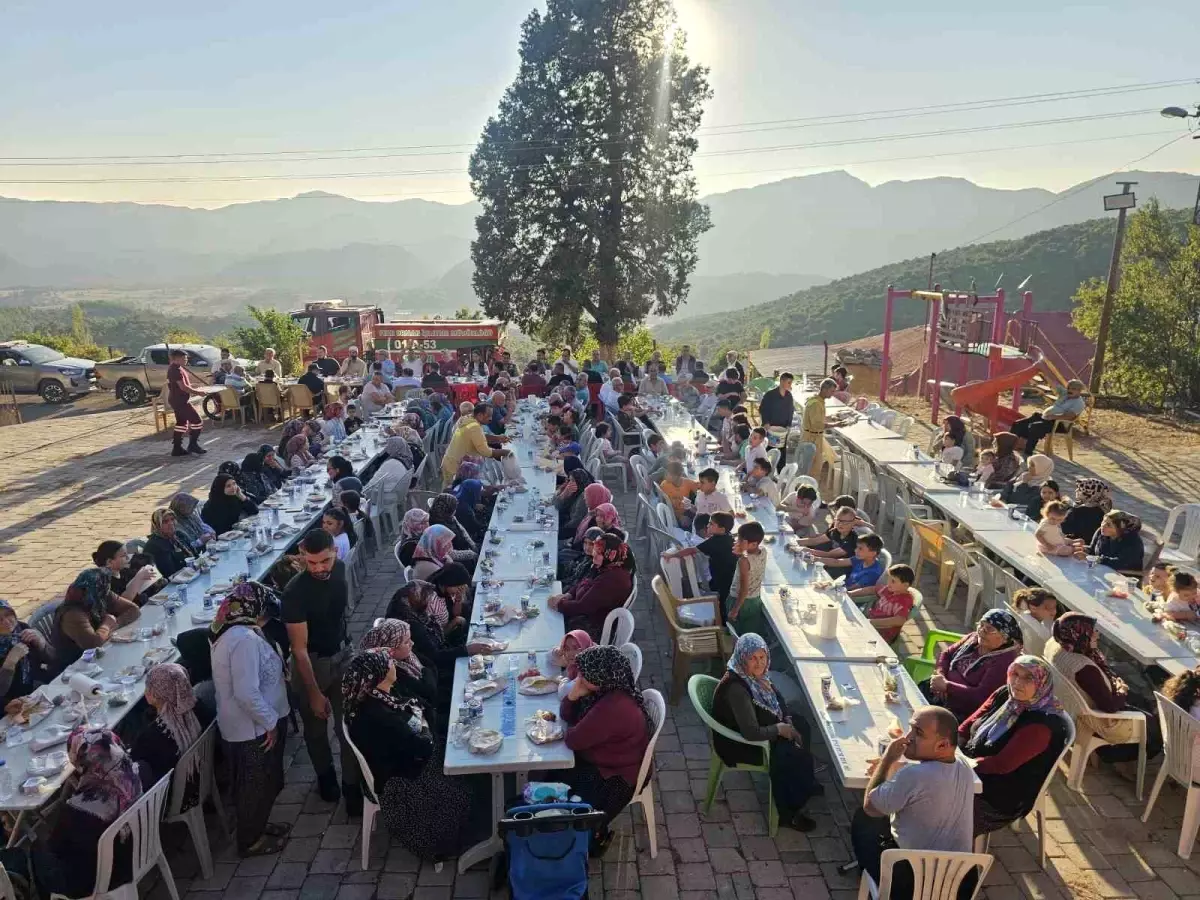 Adana'da orman yangınlarının sönmesi için dualar edildi, kurban kesildi