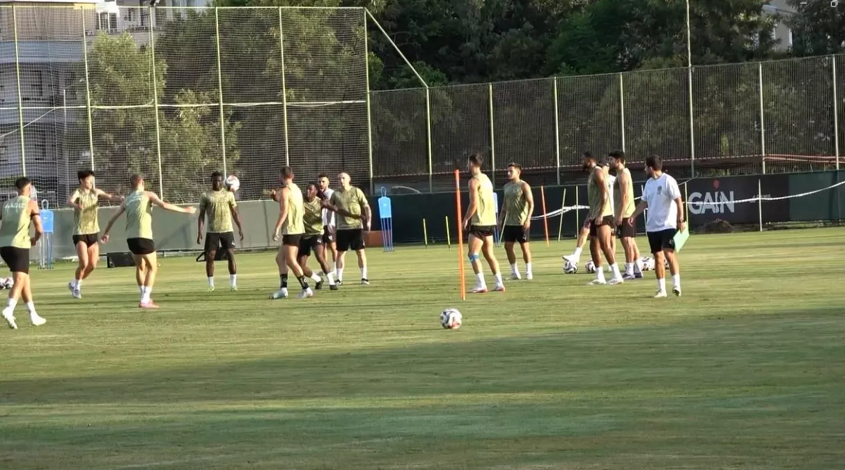 Corendon Alanyaspor, Çaykur Rizespor Maçı Hazırlıklarına Devam Ediyor
