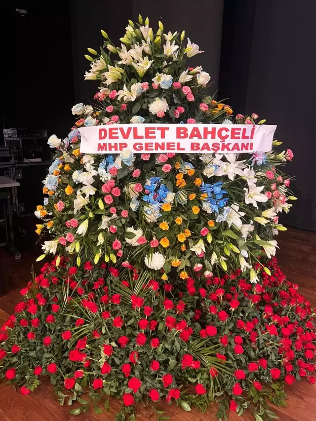 bahceli den ak parti ye ozel cicek 18946630 o