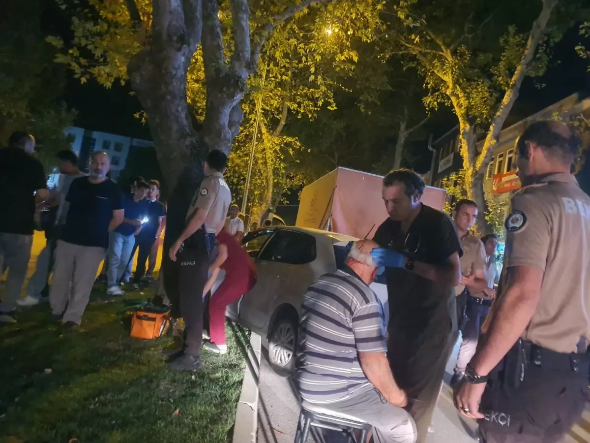 İnegöl'de Trafik Kazası: Yaşlı Sürücü Yaralandı