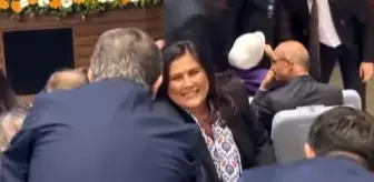 CHP'den istifa eden Özlem Çerçioğlu, AK Parti binasında